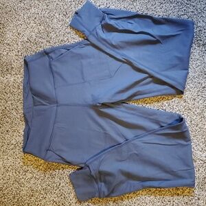 Belle & Bell Elevate Cropped Joggers